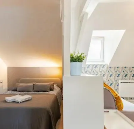 Aparthotel 4pers 2lits 5 Min Aeroport Orly,navette Et Parking Extra,location En Nuit Et Jourchez Sandro, Athis-Mons